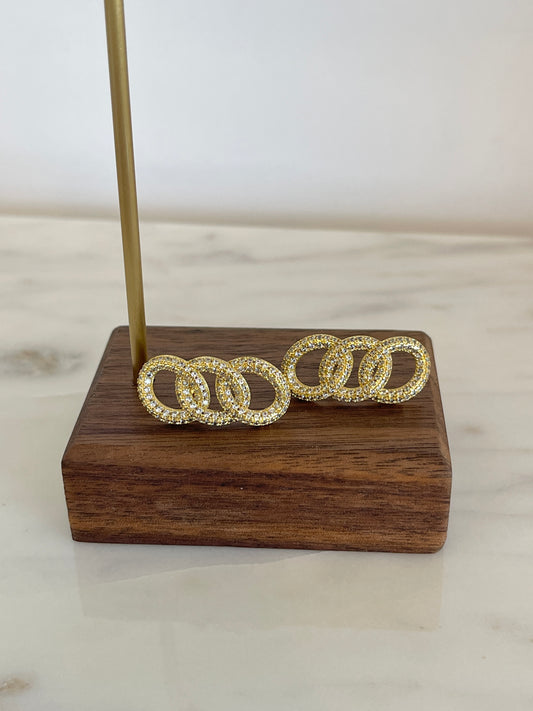 Chain stud earrings