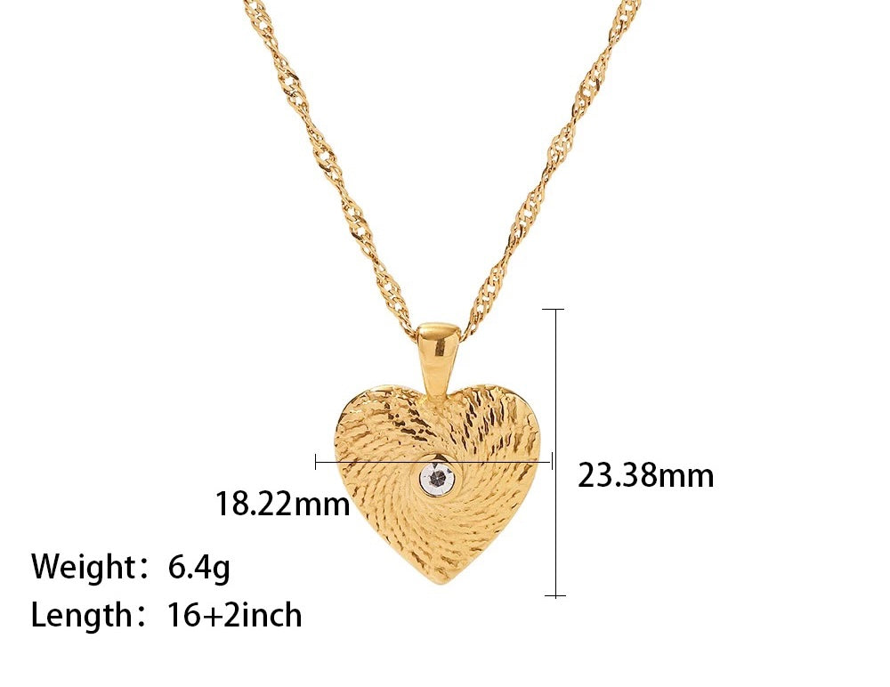 Heart pedant necklace