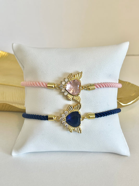 Heart string bracelet
