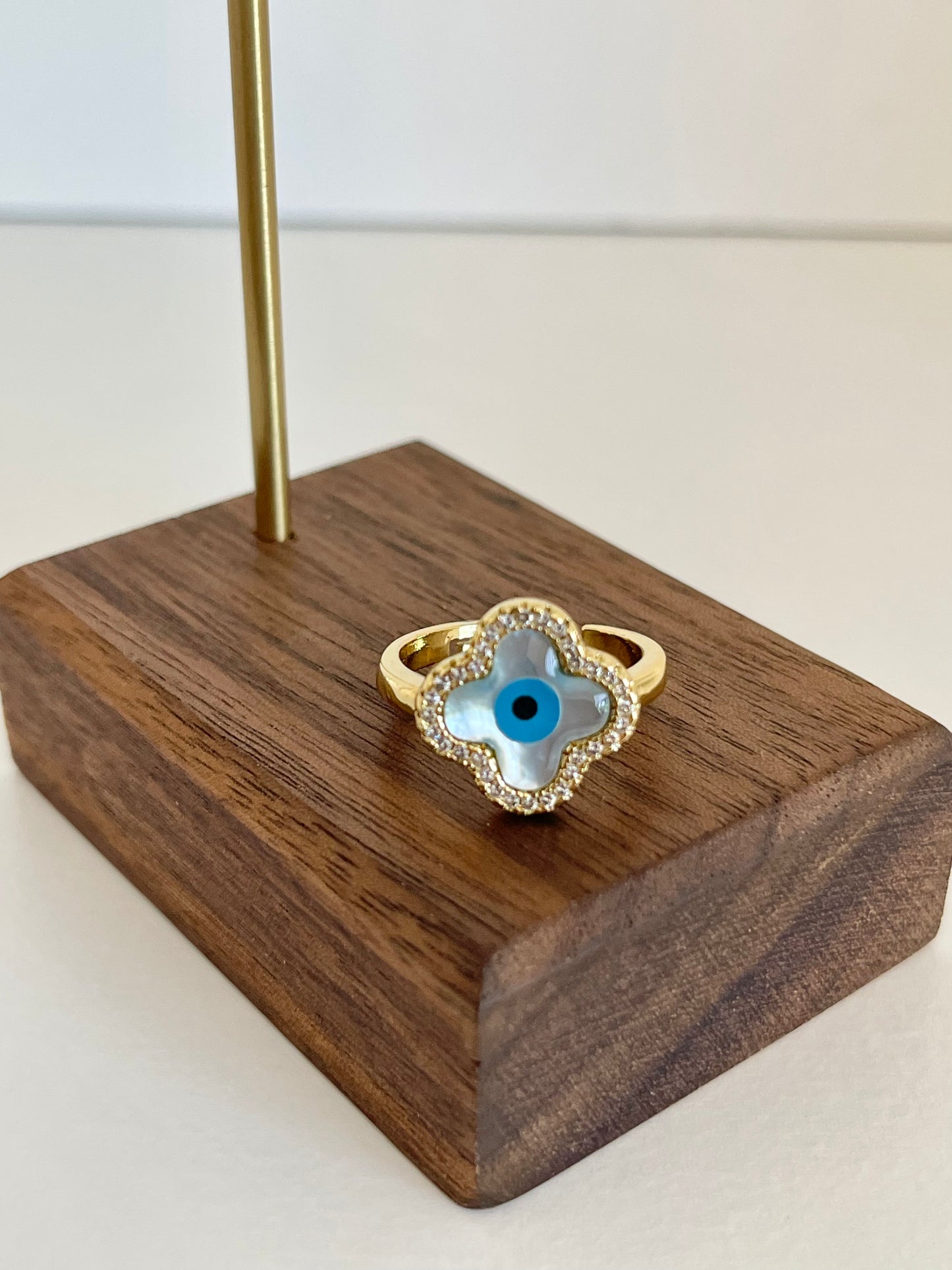 Clover evil eye ring