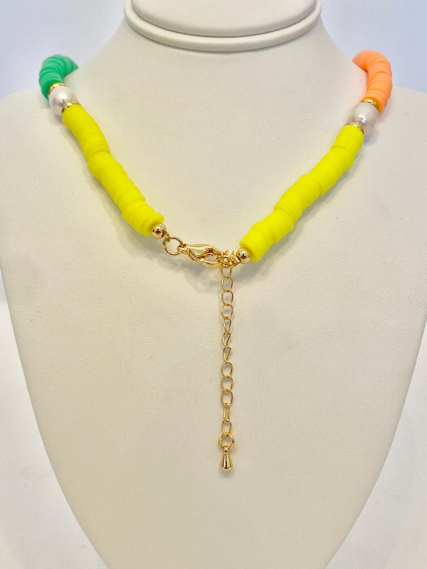Multicolor Pearl necklace