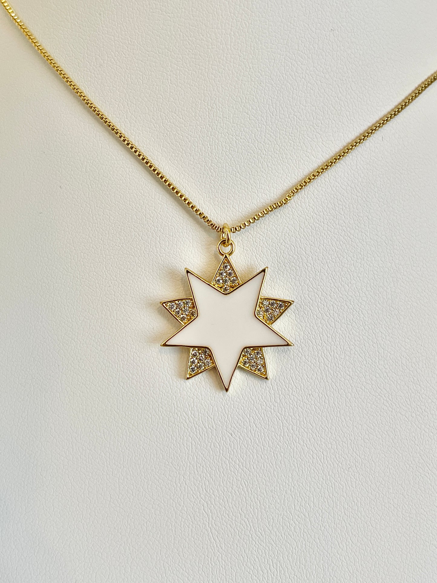 White star necklace