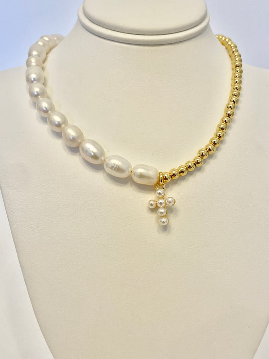 Fresh natural Pearl cross necklace