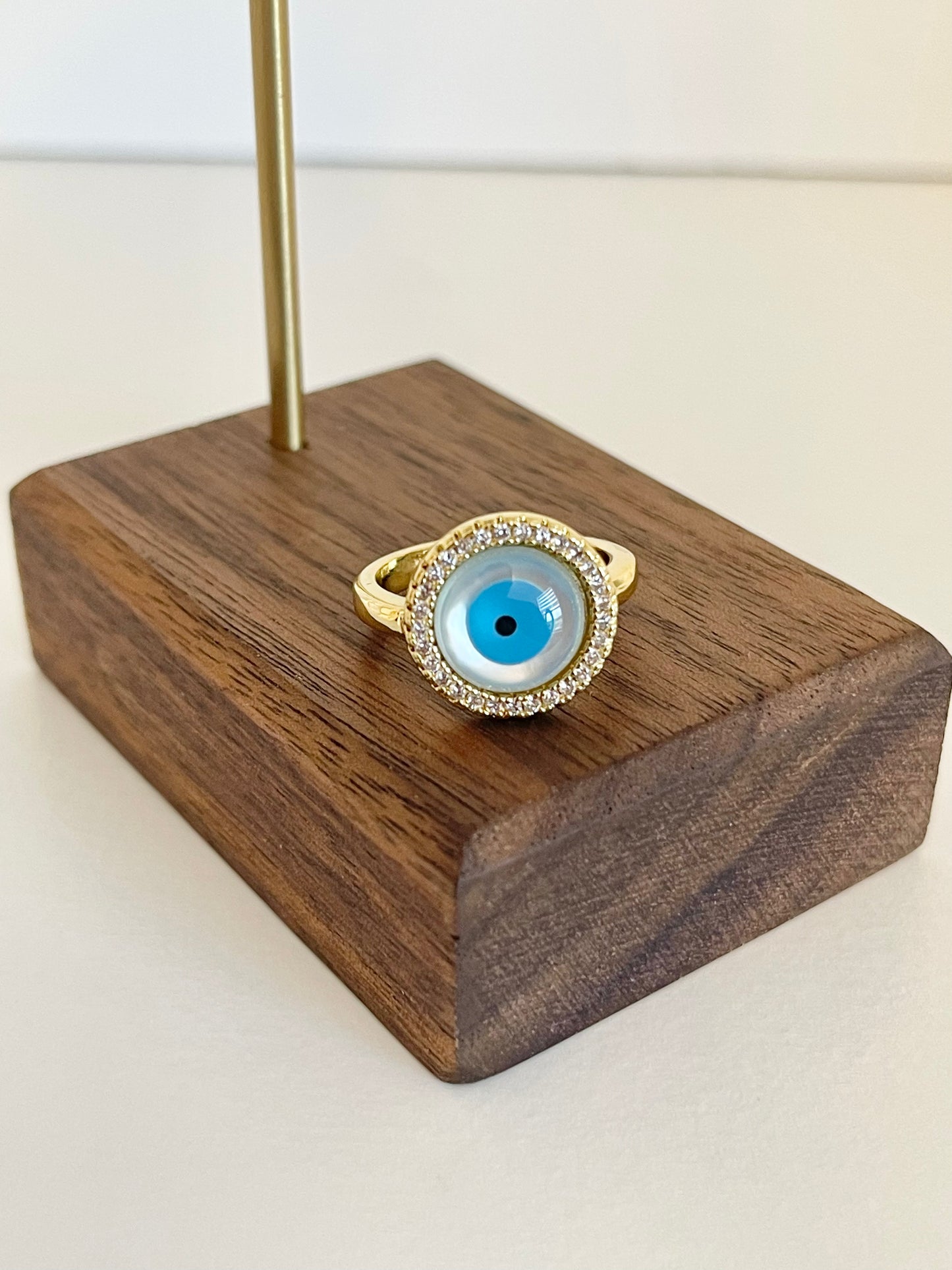Round evil eye ring