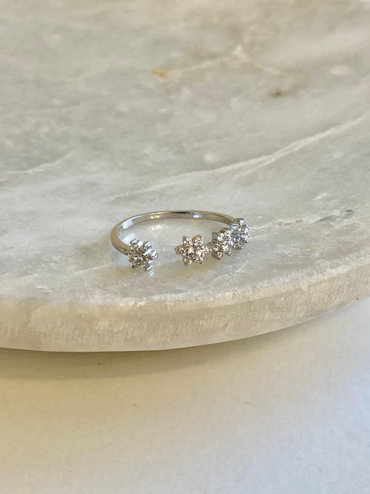 Flowers adjustable ring